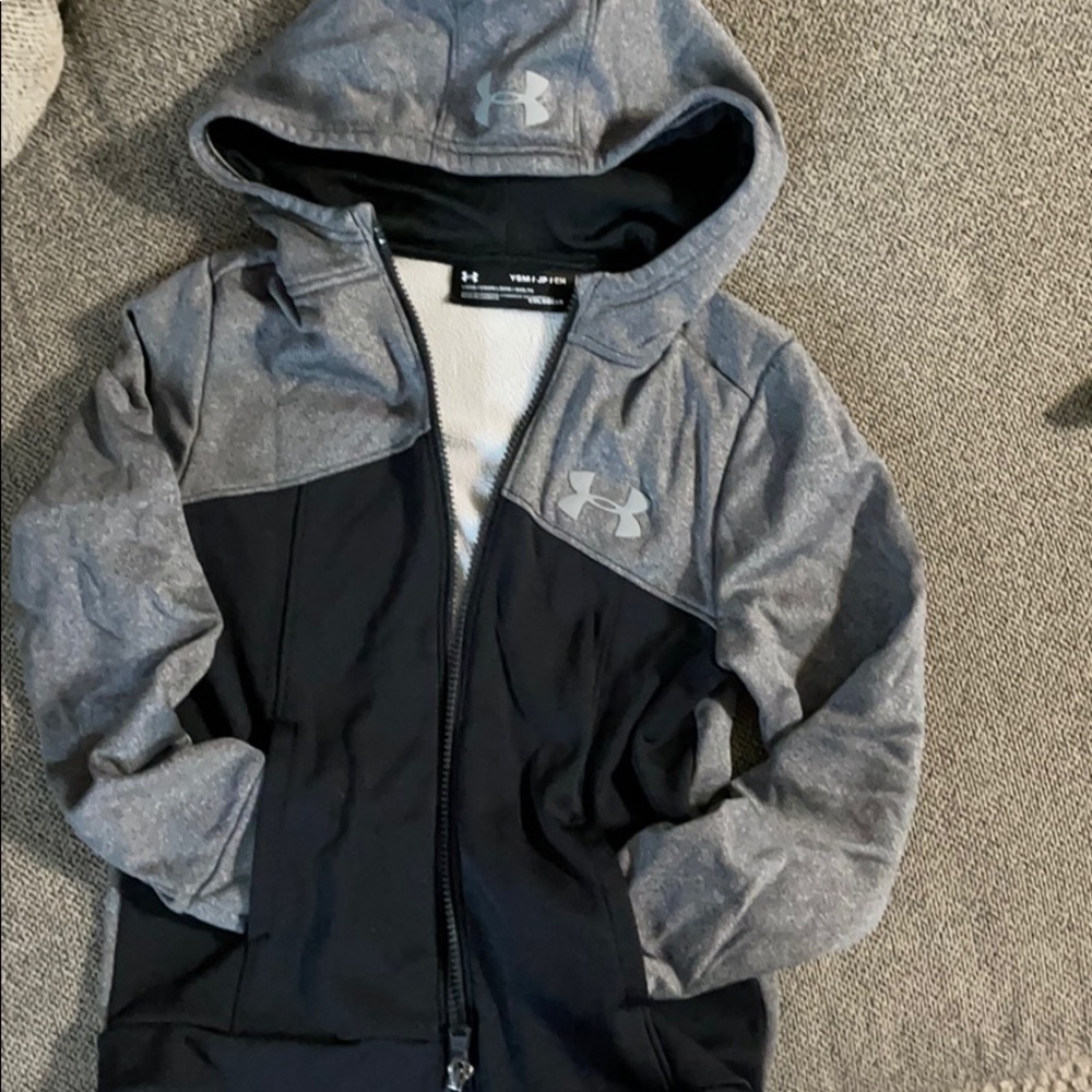 Boys under armor zip up cold gear jacket